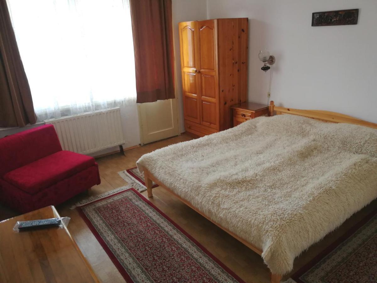 Guest Rooms Metaksinovi Cepelare Exterior foto