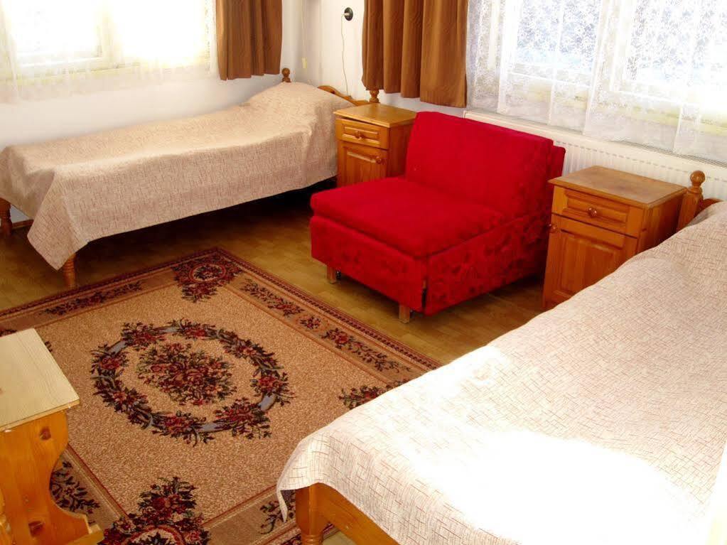 Guest Rooms Metaksinovi Cepelare Exterior foto