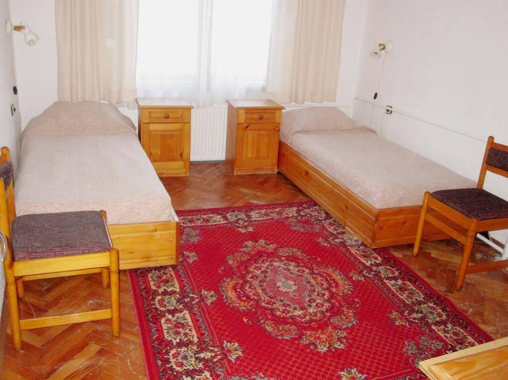 Guest Rooms Metaksinovi Cepelare Exterior foto