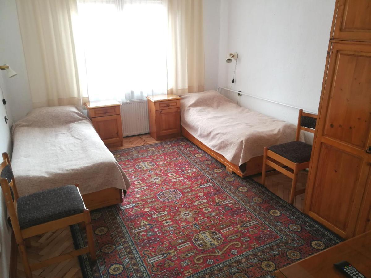 Guest Rooms Metaksinovi Cepelare Exterior foto